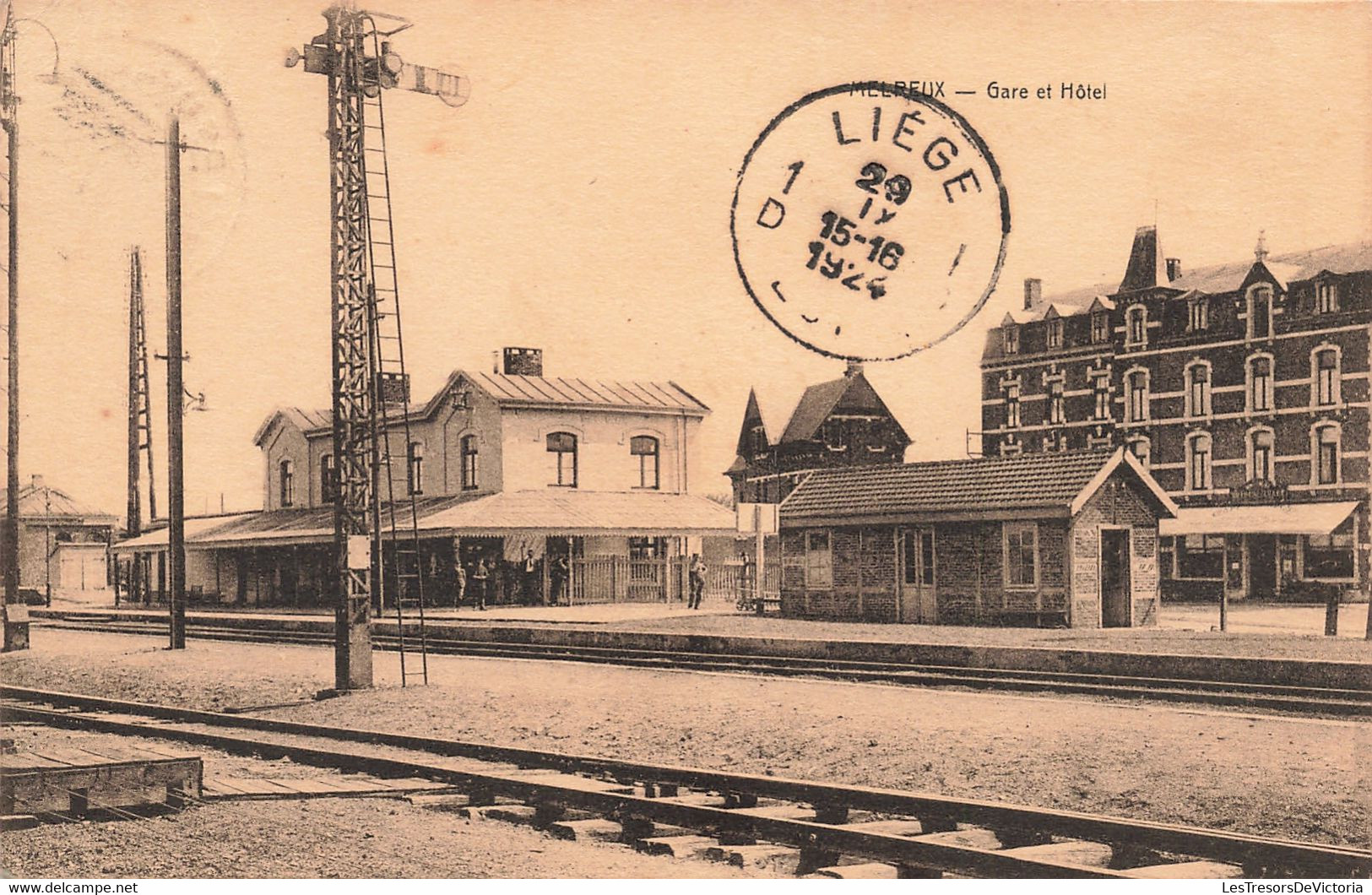 CPA - Belgique - Melreux - Gare Et Hôtel - Edit. Schomm - Oblitéré Liège 1924 - Animé - Gare - Hotton