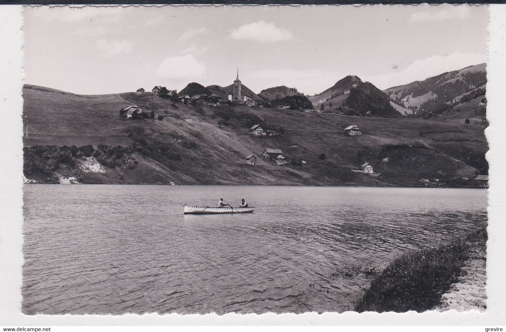 En Barque Sur Le Lac De Montsalvens Et Charmey - Charmey