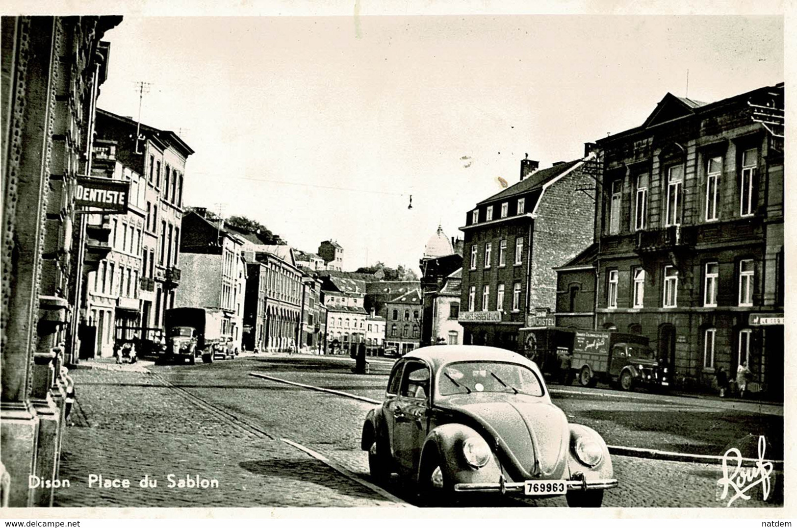 Dison, Place Du Sablon Avec Belle VW Coccinelle - Dison