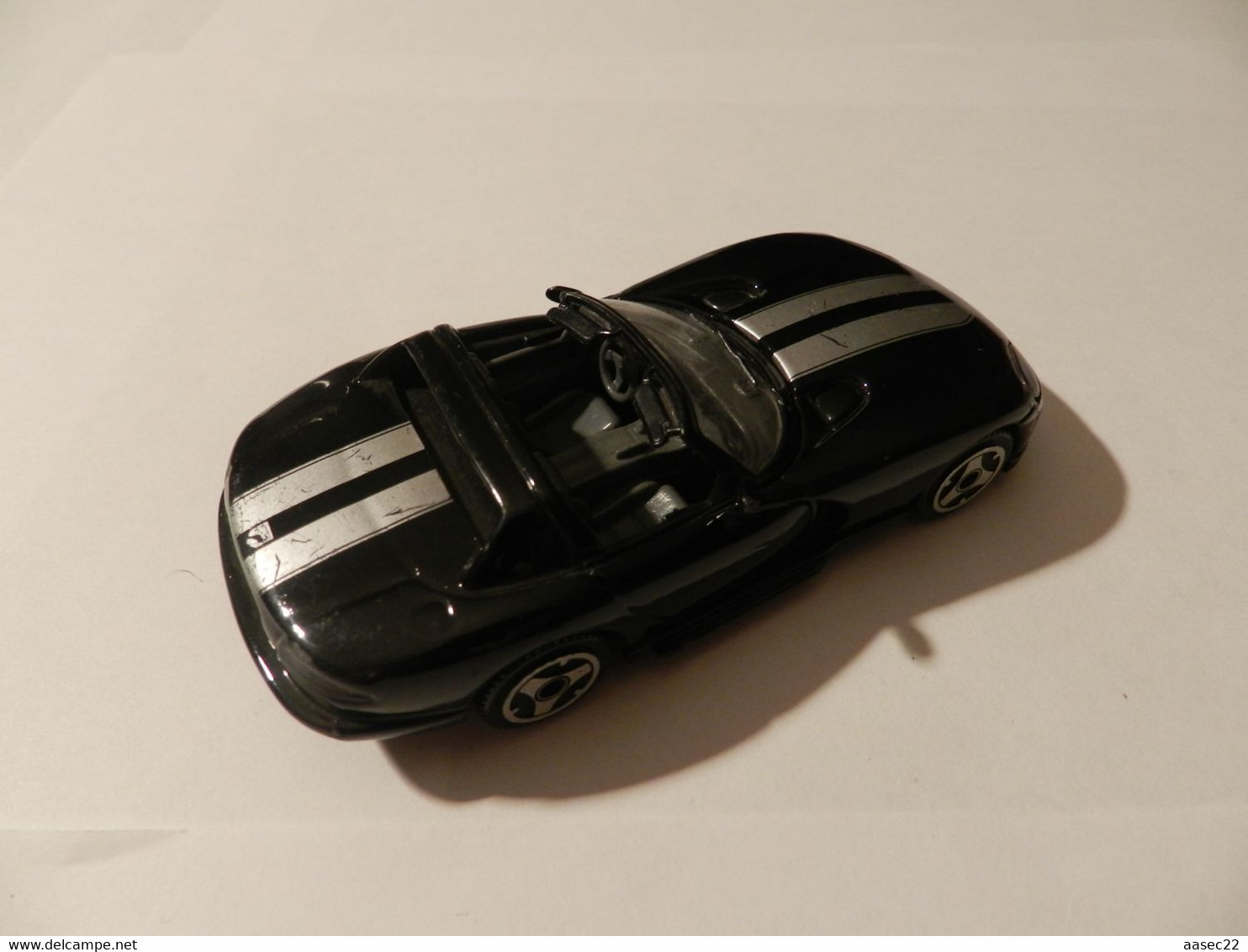 BURAGO 1/43   Dodge Viper Coupe    *** 3444  *** - Burago