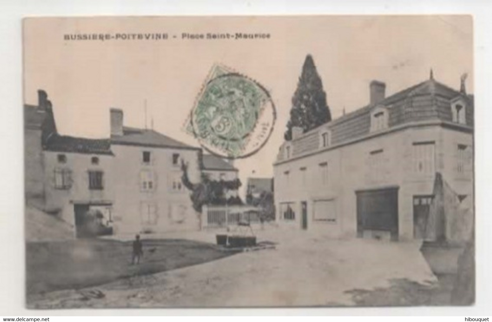 CPA, La Bussière-Poitevine, Place Saint Maurice - Bussiere Poitevine