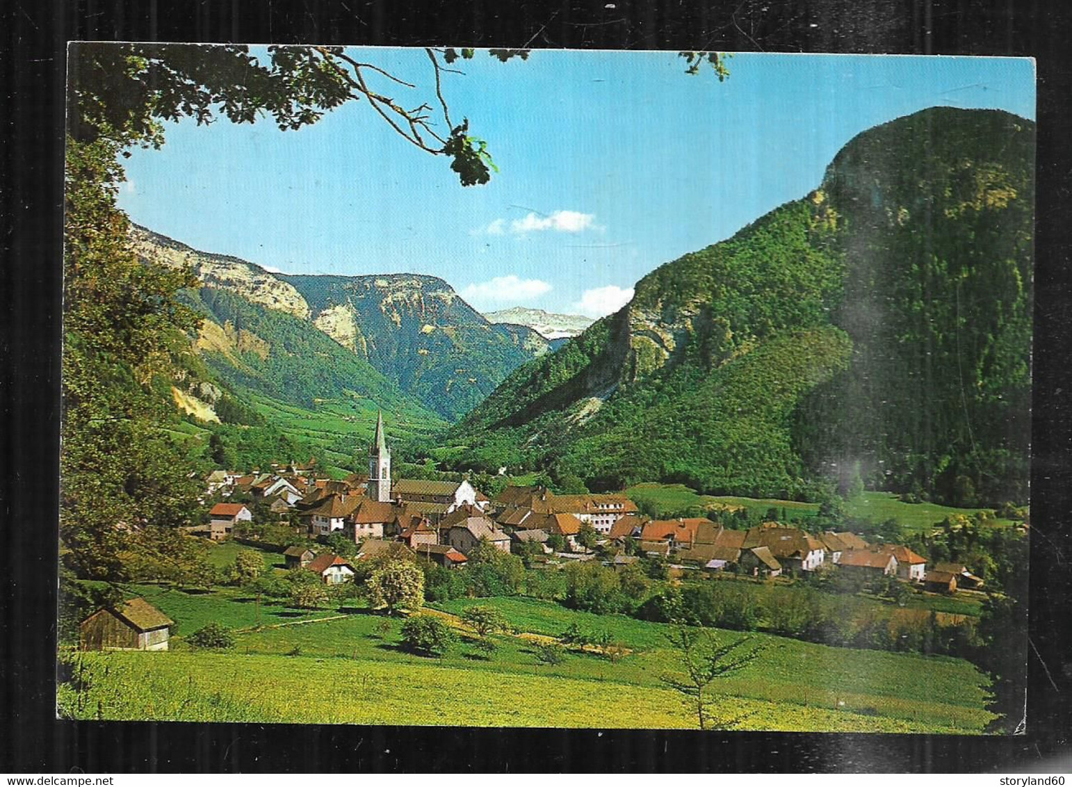 Cpm 7437433 Thorens-glières Vue Générale Et La Vallée D'usillon Donnant Accès Au Plateau Historique Des Glières - Thorens-Glières