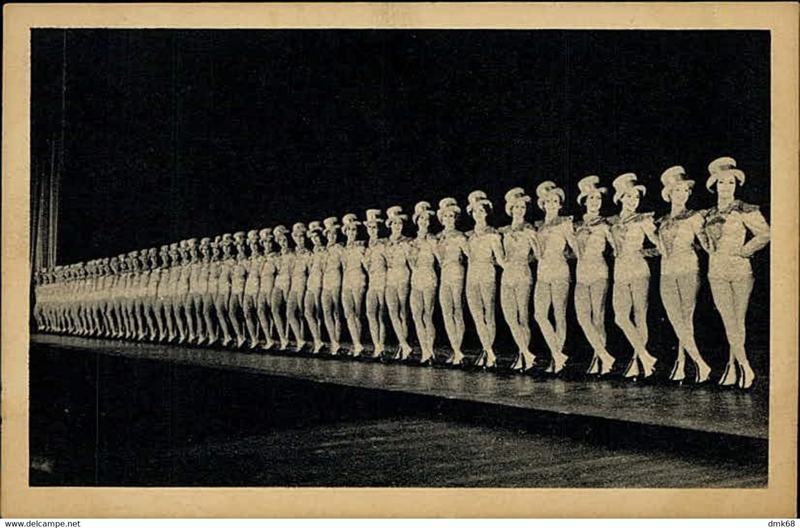 NEW YORK - ROCKEFELLER CENTER - THE ROCKETTES / DANCERS - PHOTO JIMMY SILEO - 1930s (15628) - Bar, Alberghi & Ristoranti