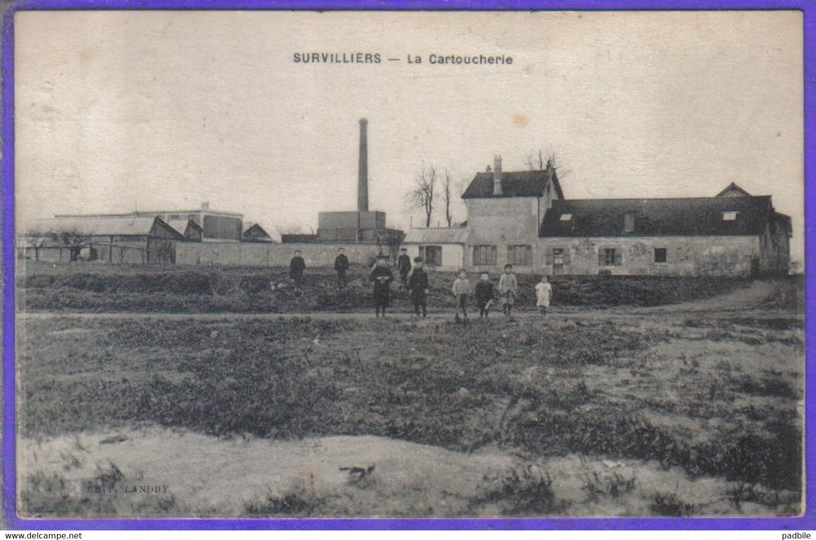 Carte Postale 95. Survilliers  La Cartoucherie  Usine De Fabrique De Cartouches   Très Beau Plan - Survilliers