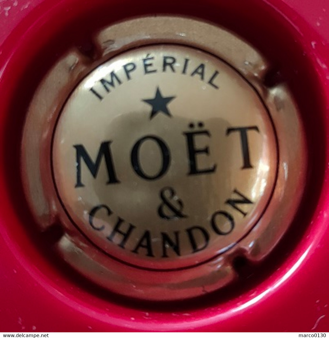 CAPSULE DE CHAMPAGNE MOET & CHANDON N° 224a - Moet Et Chandon