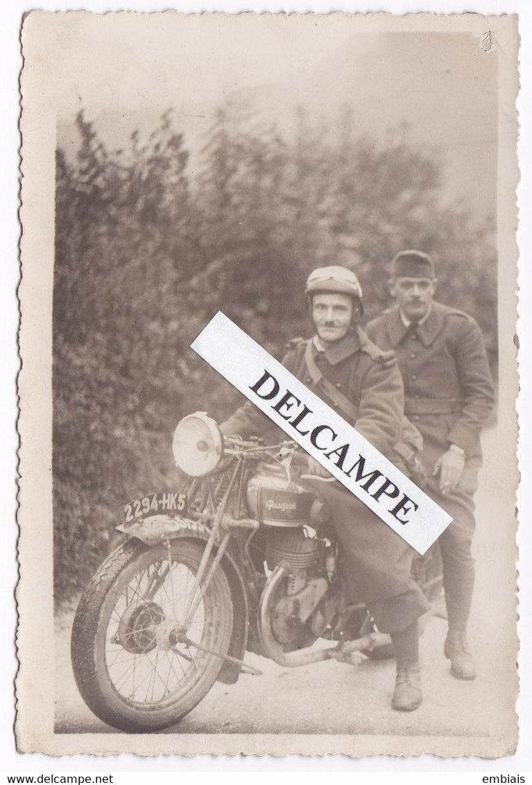 38 VOREPPE 1943 - Carte Photo Originale De 2 Militaires Sur Une Moto PEUGEOT - Voreppe