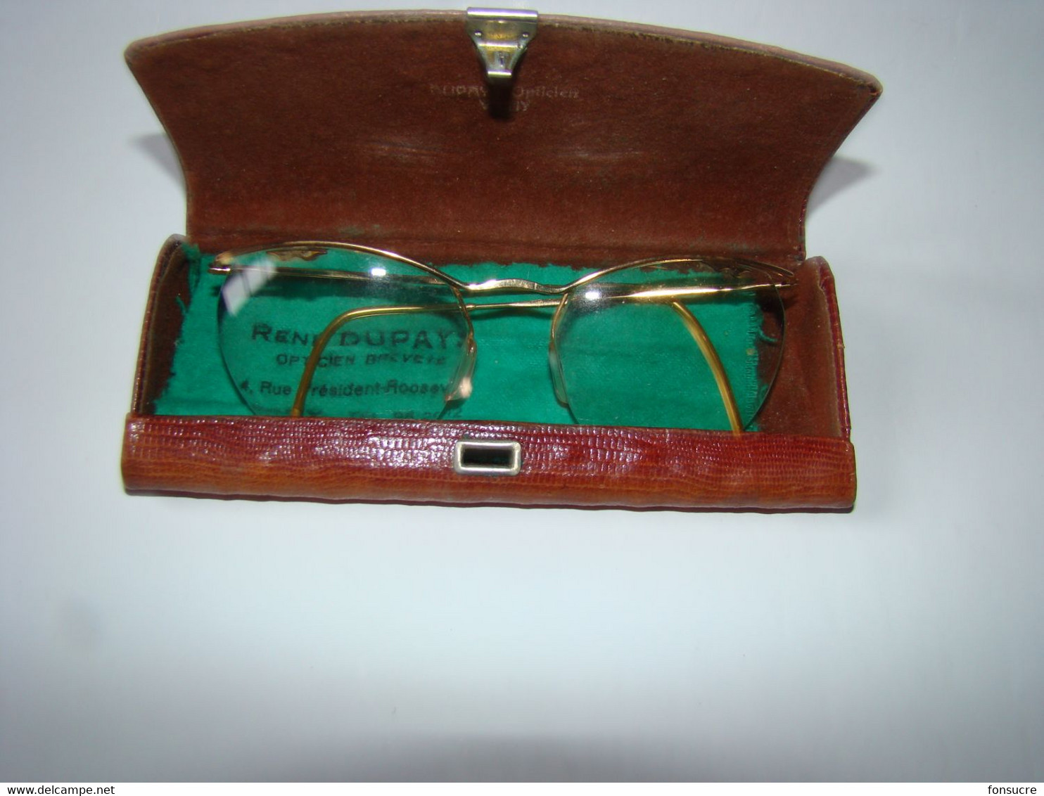 Ancienne Lunette René DUPAYS Optique Opticien à Vichy Monture fine et dorée + Boite étui