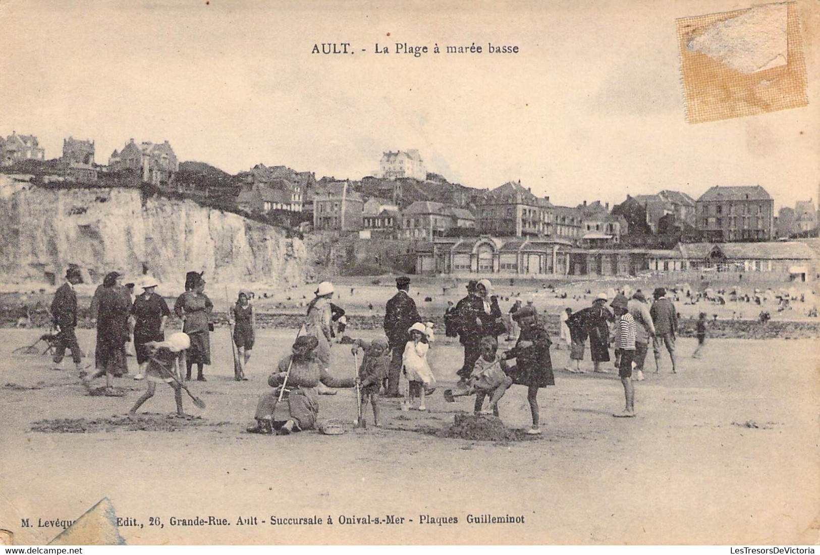 CPA France - Somme - Ault - La Plage à Marée Basse - M. Levèque Phot. Edit - 12 Aout 1923 - Animée - Enfant - Pelle - Ault