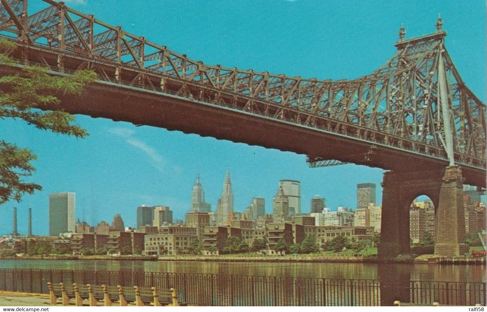 1 AK USA / New York * Die Queensboro Bridge - Eine Zweistöckige Straßenbrücke über Den East River In New York City * - Bruggen En Tunnels