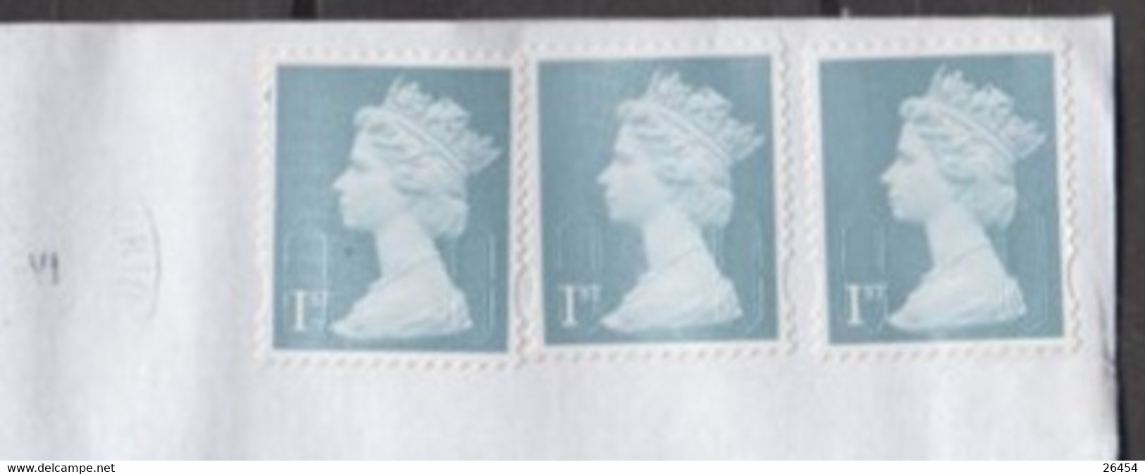 ROYAUME-UNI   Enveloppe Avec 3  Timbres  1st    De   ?  Et  Année ? - Storia Postale