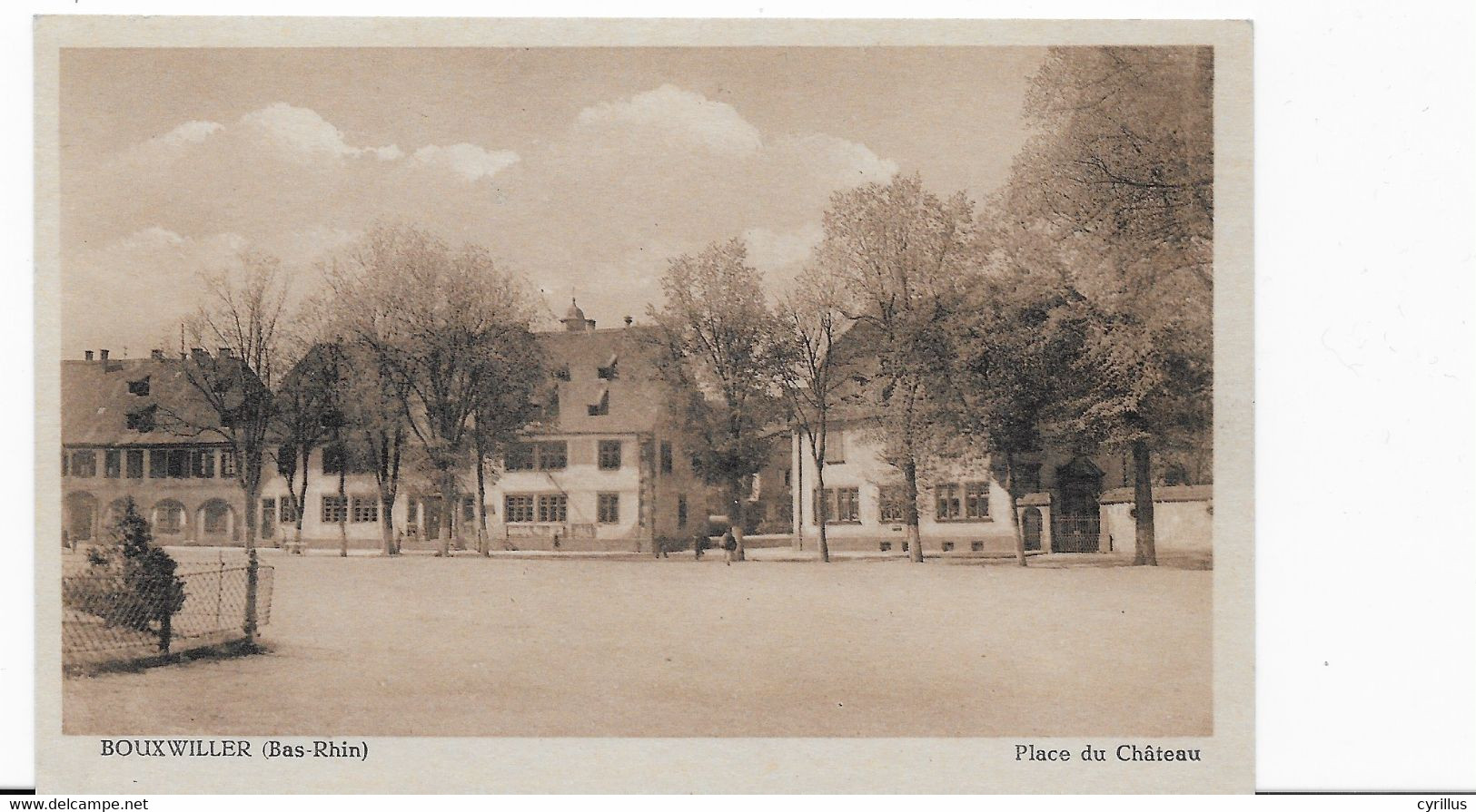 CPA -67 - BOUXWILLER - PLACE DU CHATEAU - Bouxwiller