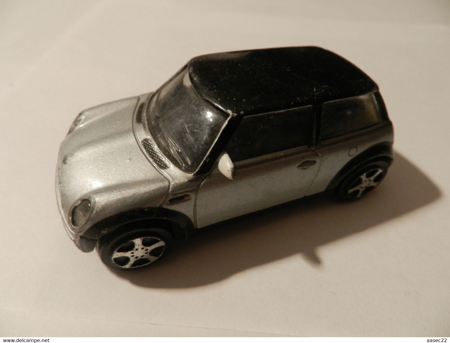 Maisto  1/43 Mini Cooper    *** 3914 *** - Maisto