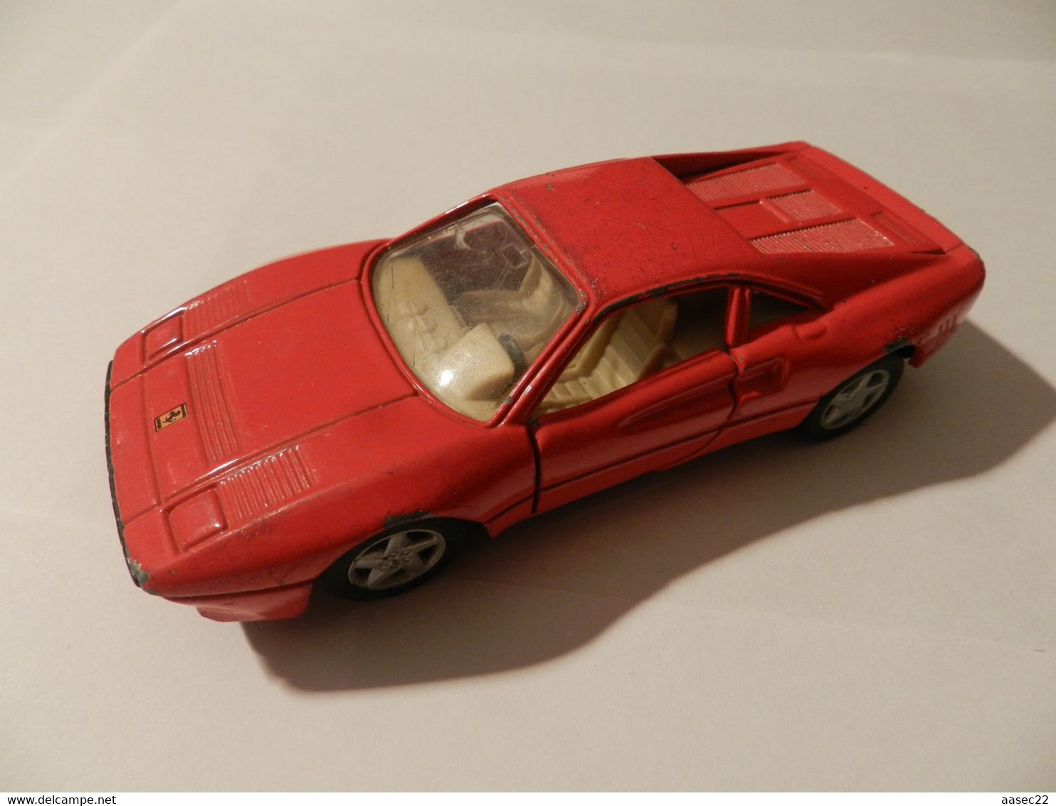 Maisto  1/36  Ferrari 288 GTO    *** 3911 *** - Maisto