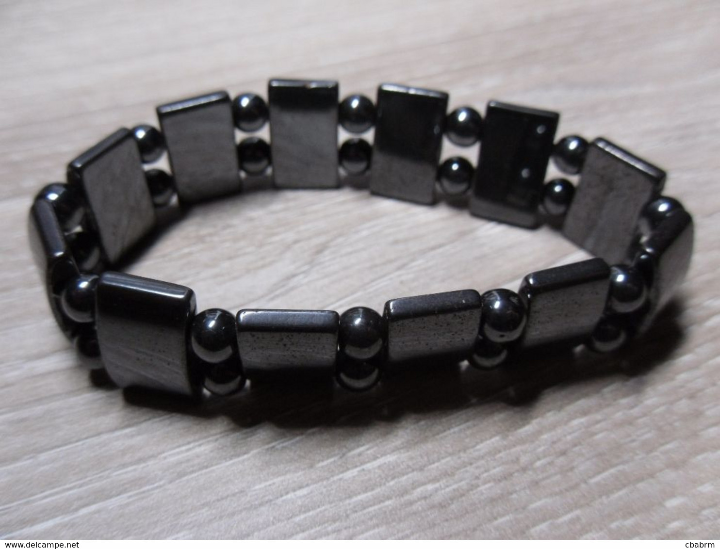 BRACELET En METAL - DIAMETRE ENVIRON 6 CM - Armbänder