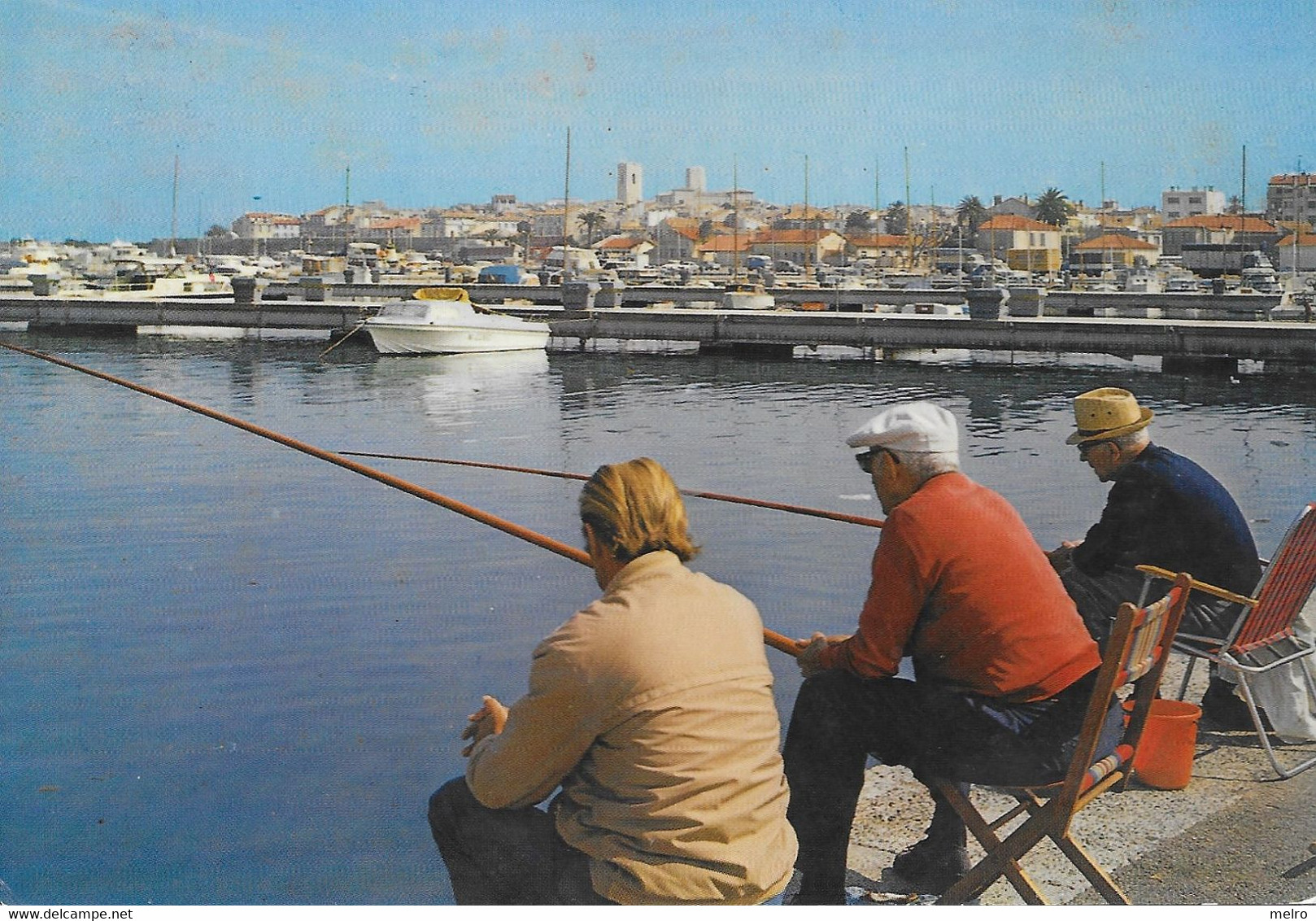 CPA - (06) -Antibes - Vue Generale Prise D' Un Coin Du Nouveau Port - 1973 (Editions D'Art Montluet. - Antibes