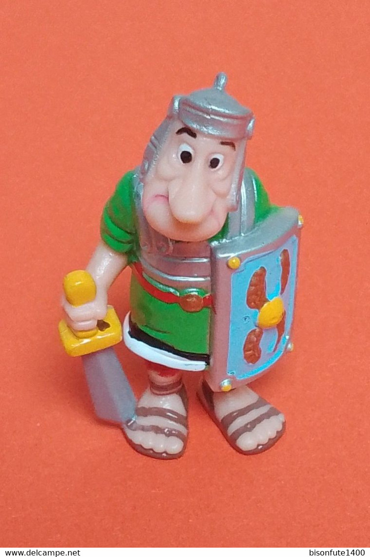 Astérix : Figurine Soldat Romain ( Voir Photos ). - Figurine In Plastica