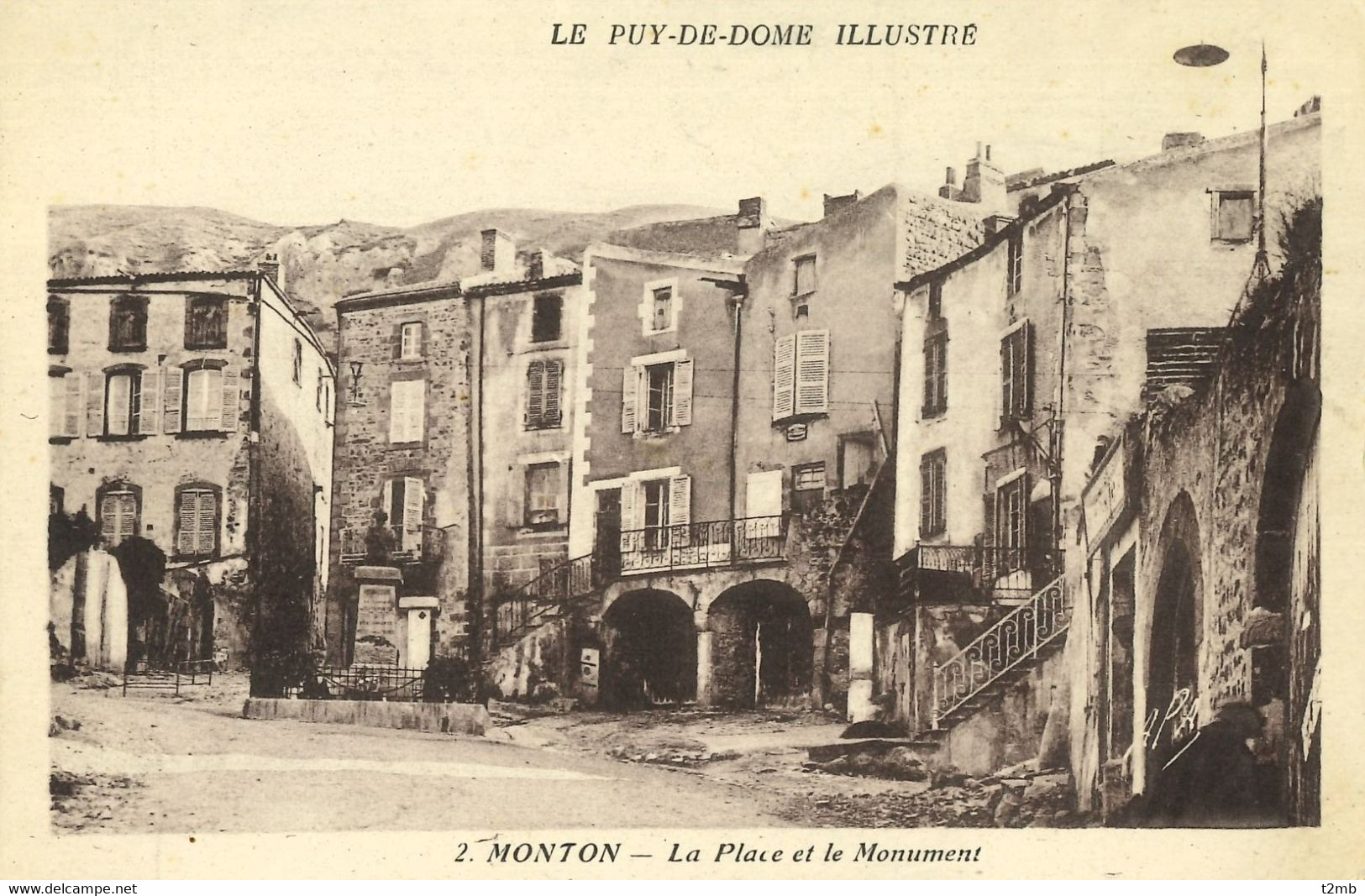 MONTON (Puy De Dôme) - La Place Et Le Monument - Veyre Monton