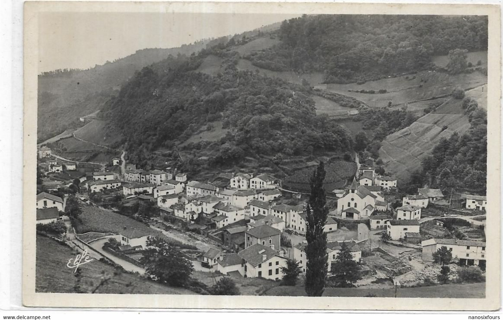 D 64.  ARNEGUY.  VUE GENERALE - Arnéguy