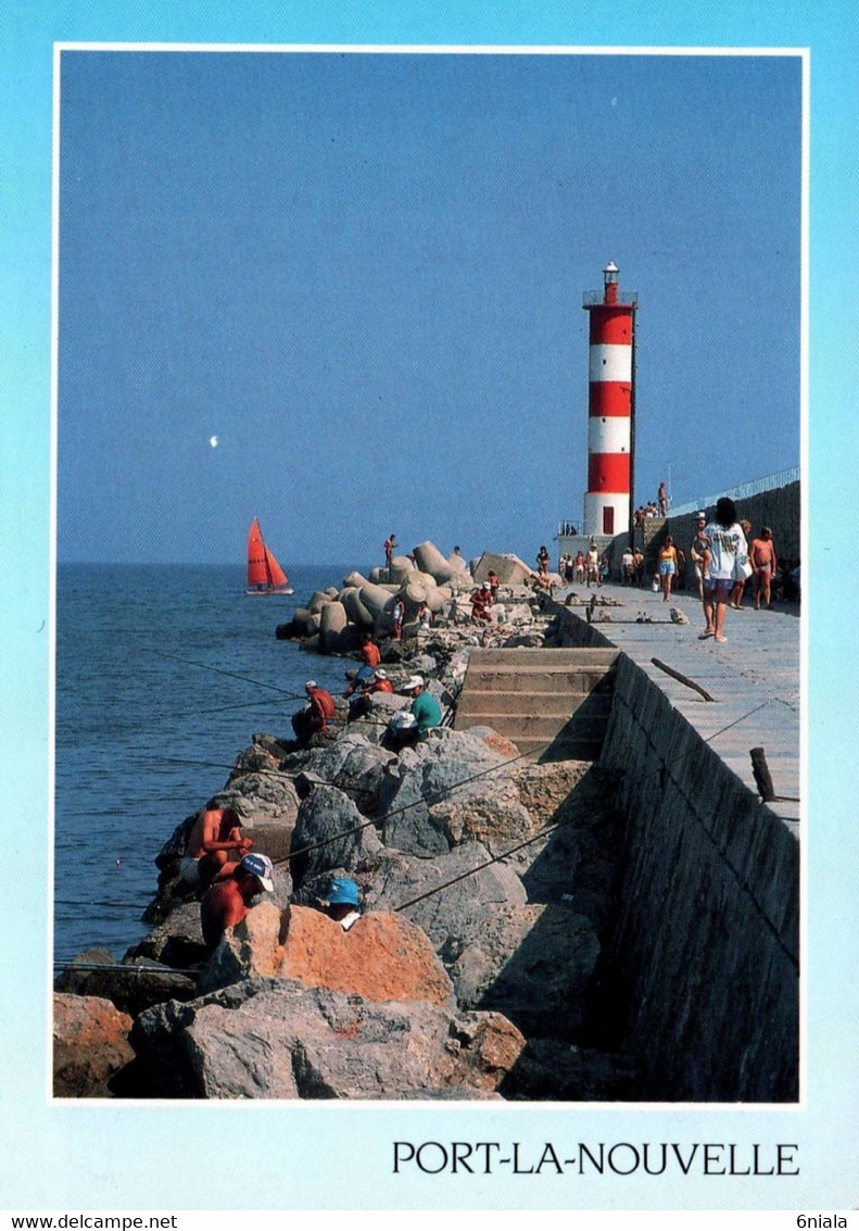 16887 PORT LA NOUVELLE  La Jetée, Le Phare, ( Pécheurs )   ( 2 Scans) 11 Aude - Port La Nouvelle