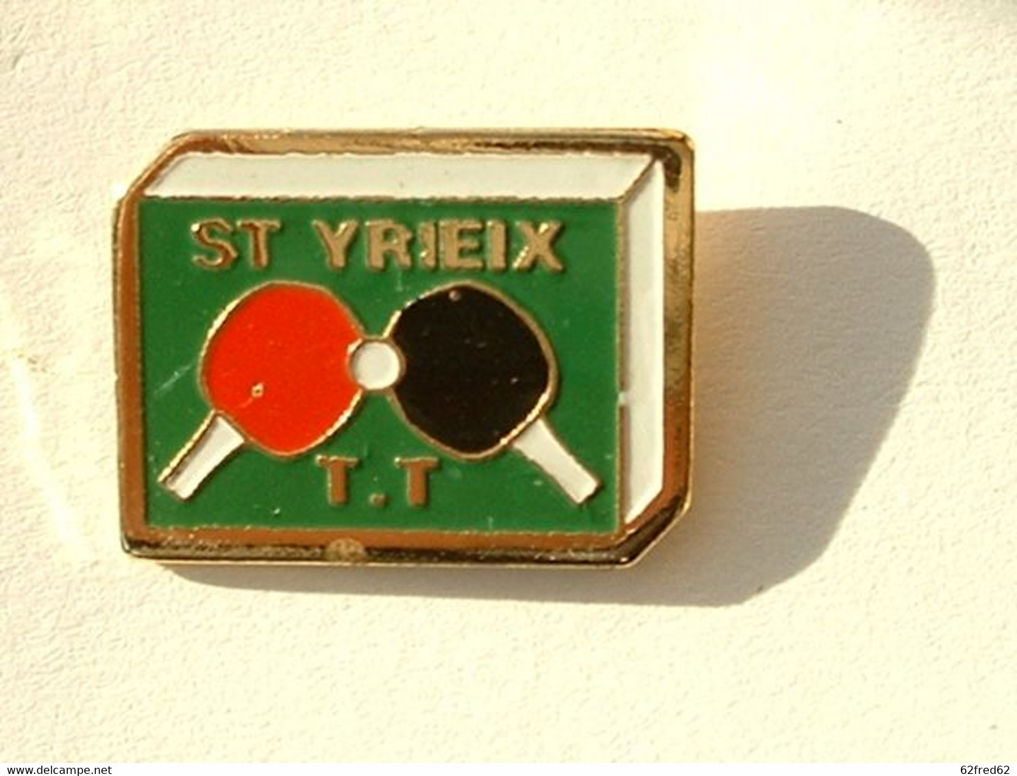 PIN'S  TENNIS DE TABLE - ST YRIEIX - Tafeltennis