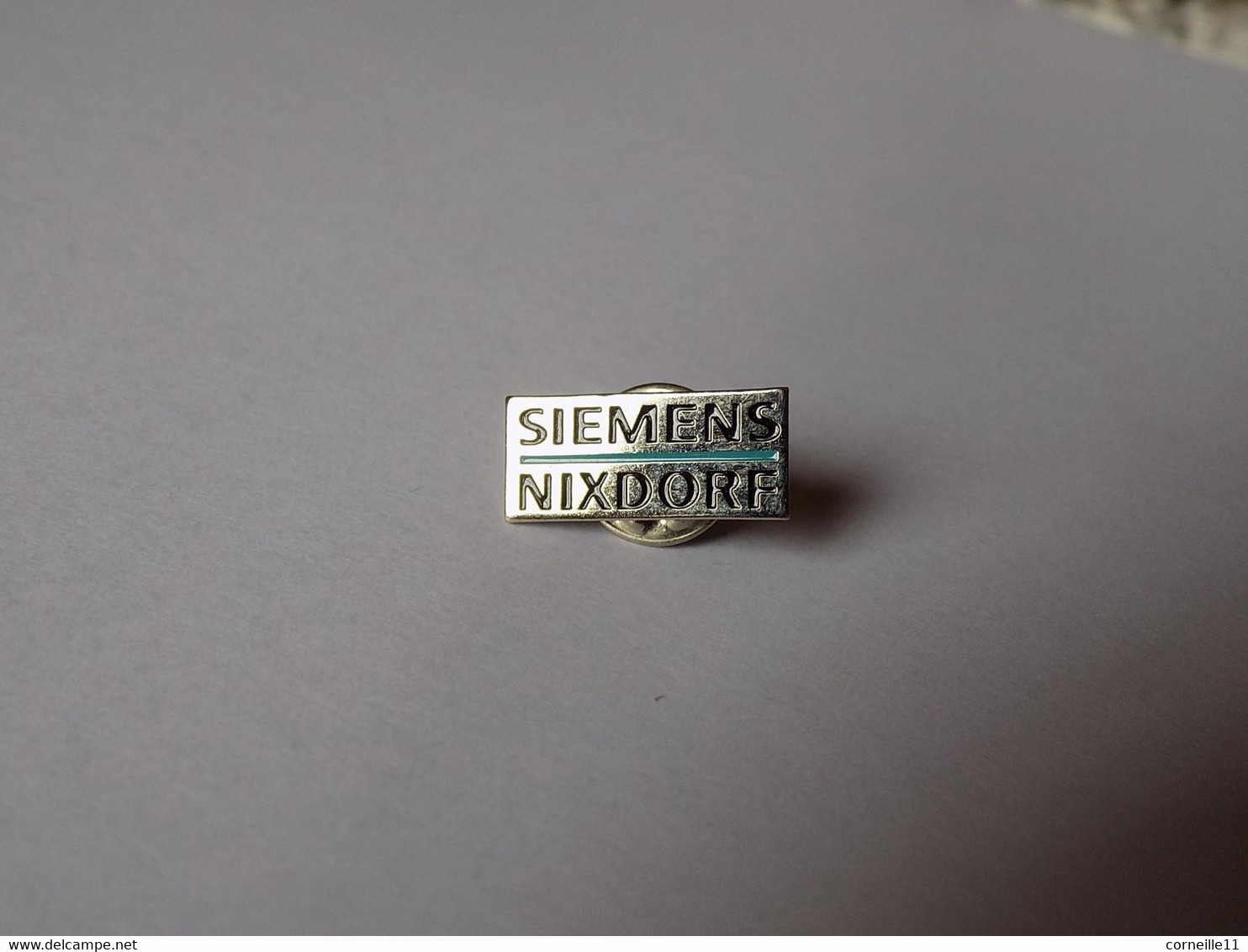 PIN'S SIEMENS NIXDORF - Informatique