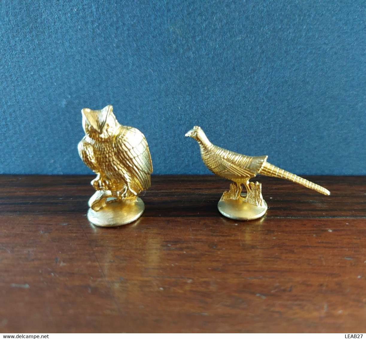 SA MAJESTE L'OISEAU D'OR - SERIE COMPLETE DE 10 FEVES 3D METAL DORE 24 CARATS - 2000 - Animaux