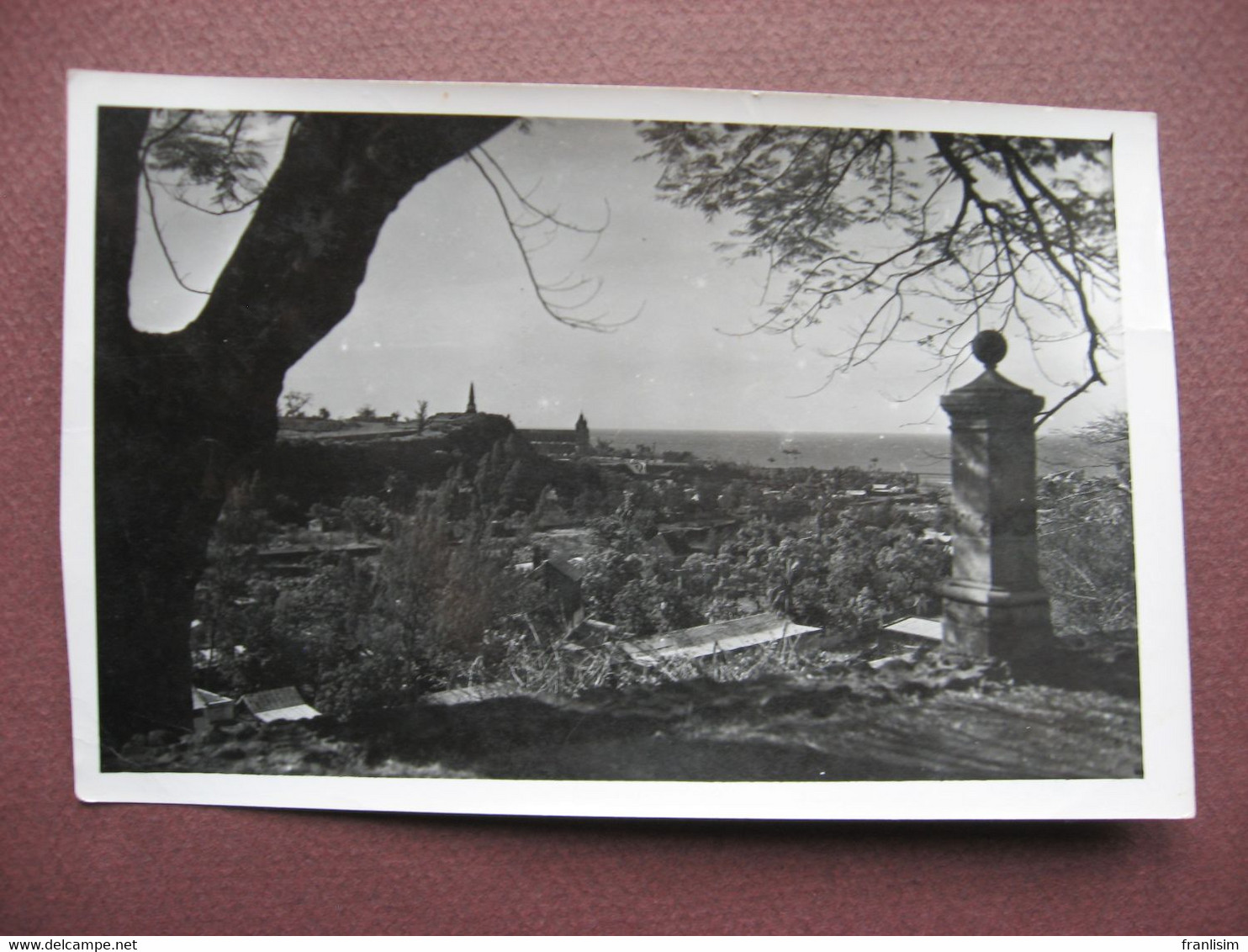 CPA PHOTO ILE DE  LA REUNION  ST SAINT DENIS Vue Sur La Mer 1955 RARE PLAN ? - Saint Denis