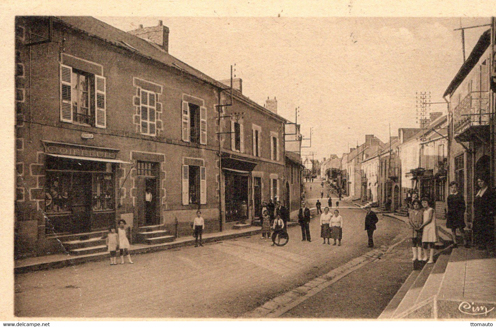 Saint-Sulpice-Lauriere (Hte-Vienne) -  Rue Principale  - CPA - Lauriere