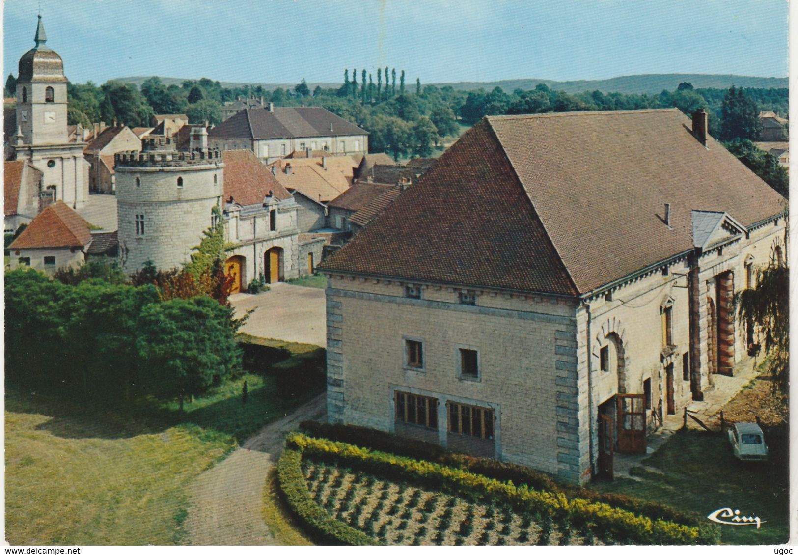 CPSM - 70 - VILLERSEXSEL - Eglise Et Château - 039 - Villersexel