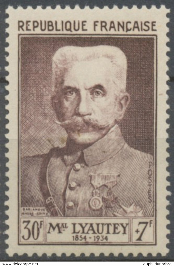 Célébrités Du XIIe Au XXe Siècles. Maréchal Hubert Lyautey  30f. + 7f. Brun-lilas. Neuf Luxe ** Y950 - Unused Stamps