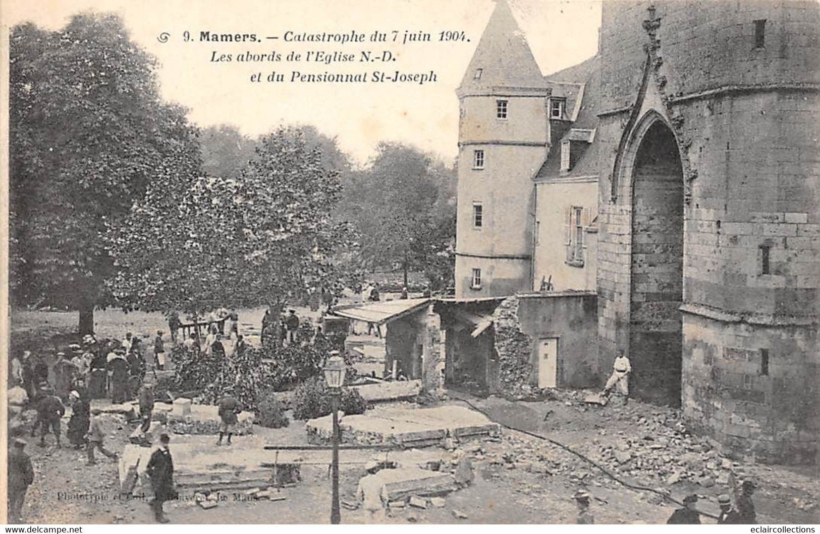 Mamers      72       Catastrophe  Juin 1904: Les Abords De L'église     N° 9   (voir Scan) - Mamers
