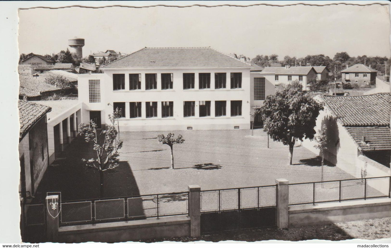 Pont Du Château   (63 - Puy De Dôme) La Nouvelle Ecole - Pont Du Chateau