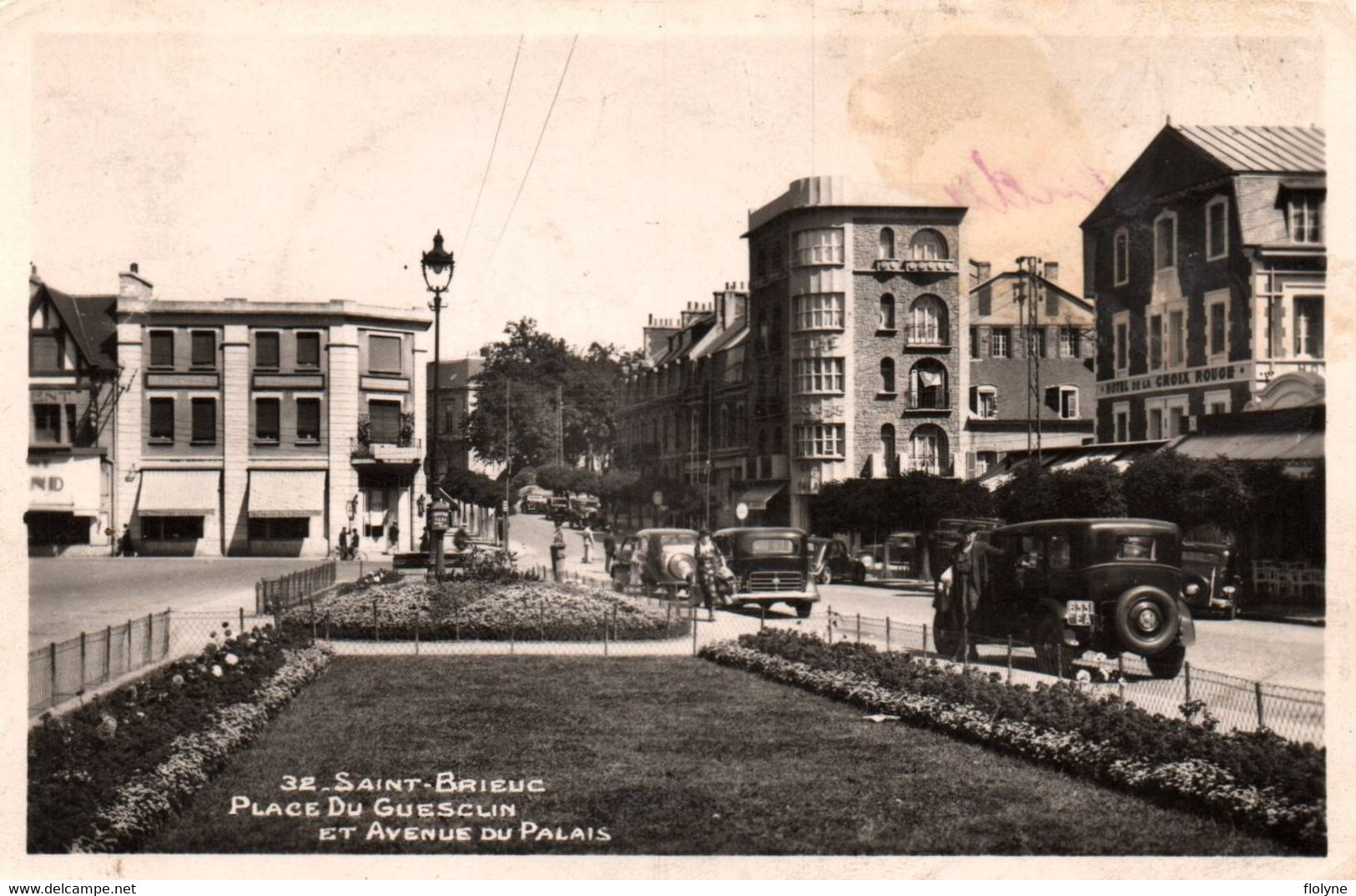 Saint Brieuc - Place Duguesclin Et Avenue Du Palais - Hôtel De La Croix Rouge - Saint-Brieuc