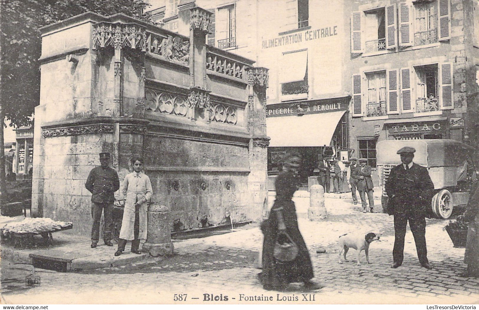 CPA - France - 41 - BLOIS - Fontaine Louis XII - Animée - Blois