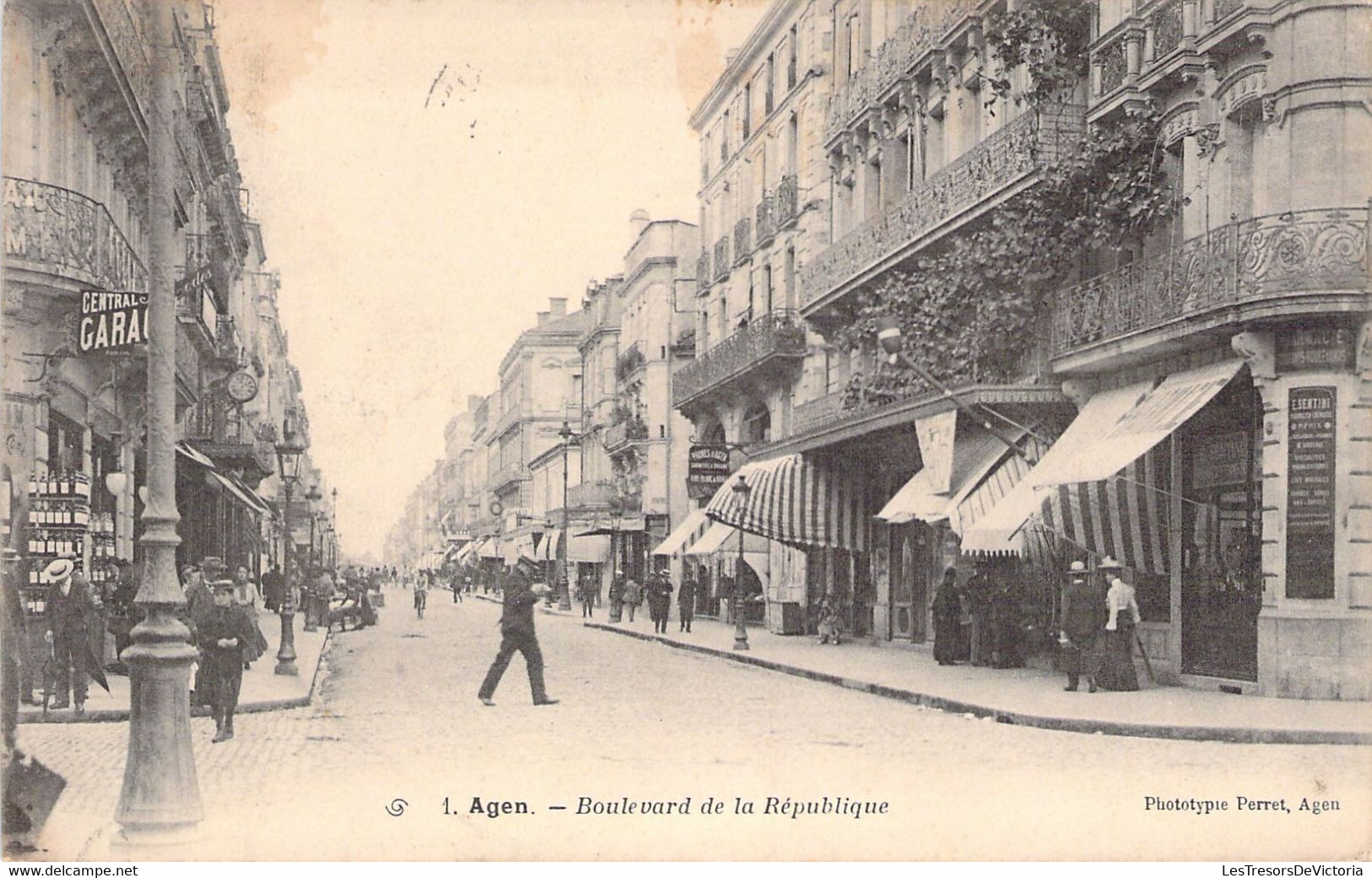 CPA - France - 47 - AGEN - Boulevard De La République - Perret - Agen