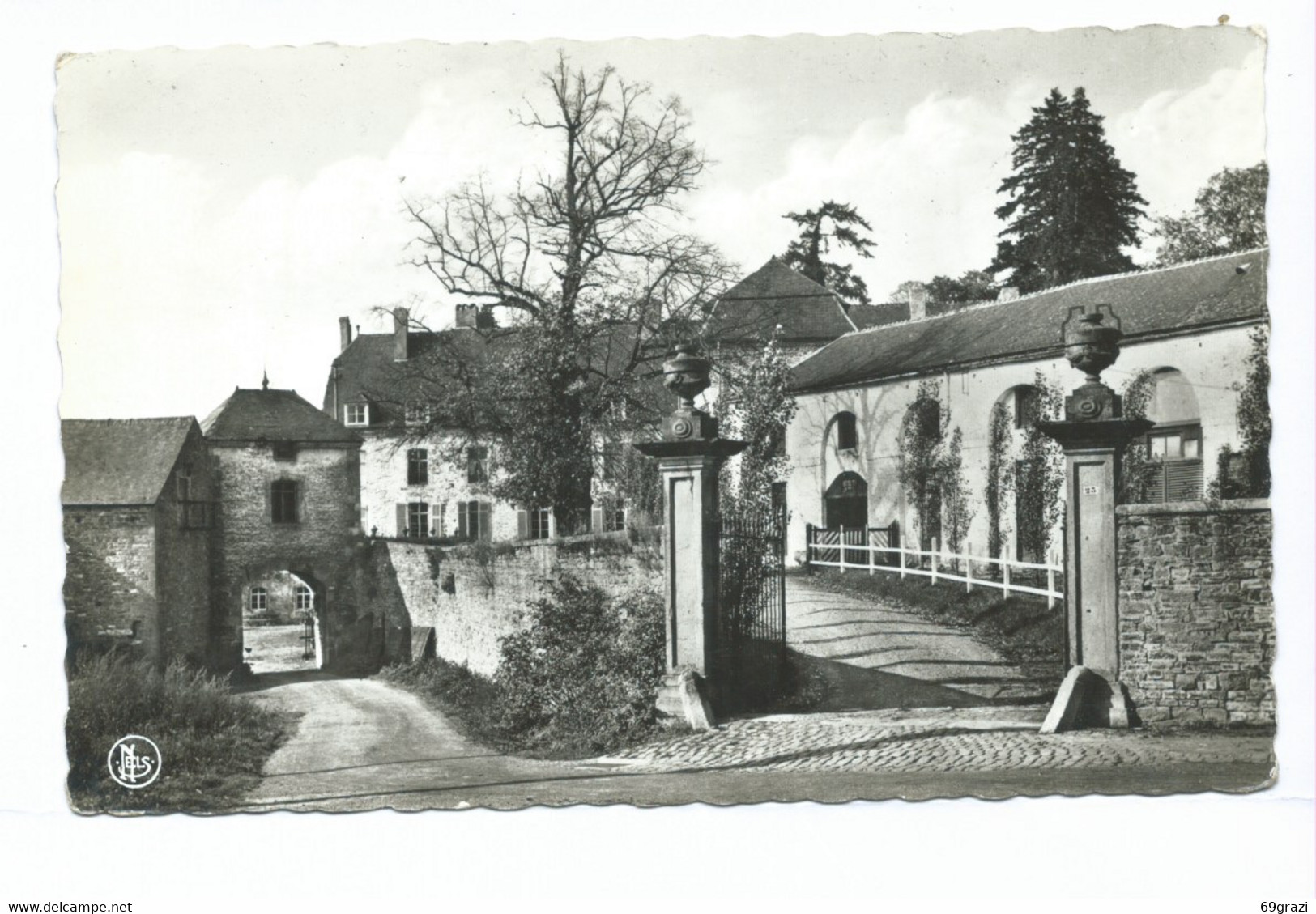 Lesve Entrée Du Chateau Et De La Ferme - Profondeville