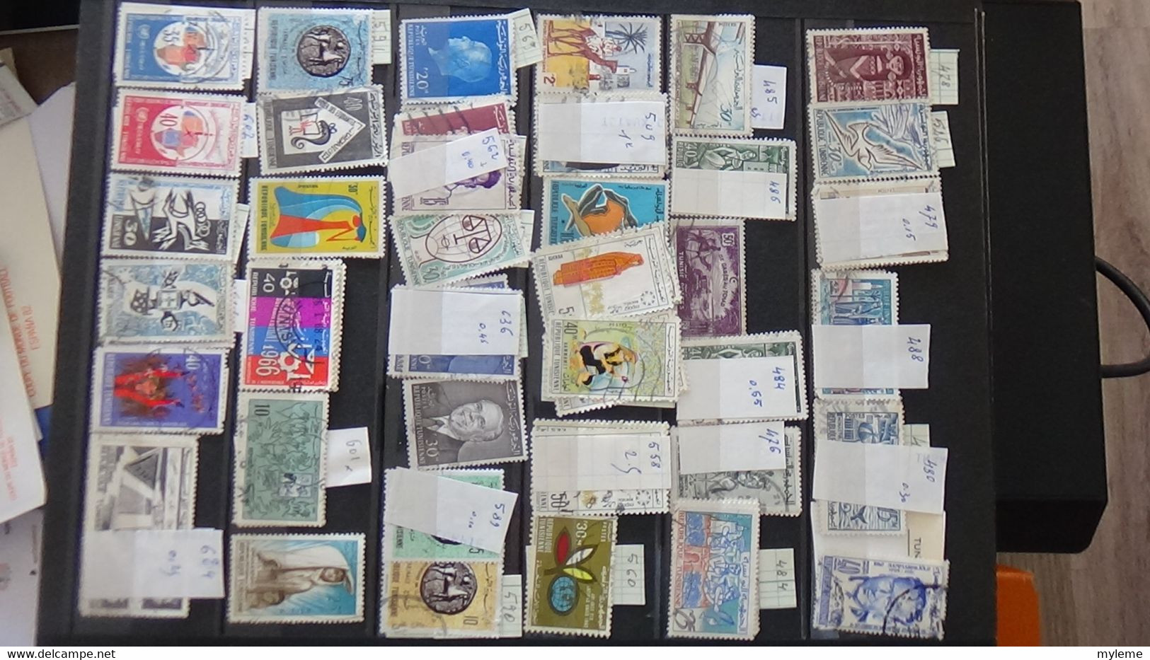 AN72 Collection de timbres oblitérés de divers pays + Comores N° 104A ** cote 150 euros  A saisir !!!