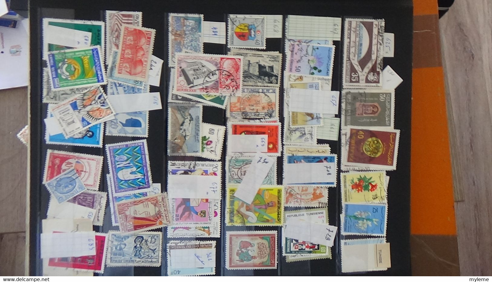 AN72 Collection de timbres oblitérés de divers pays + Comores N° 104A ** cote 150 euros  A saisir !!!