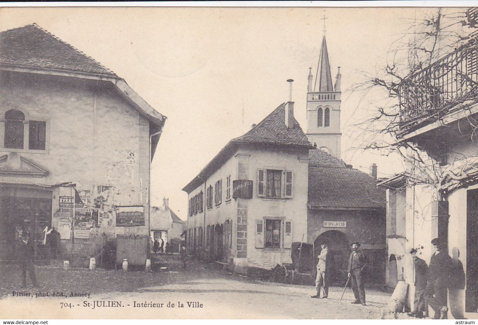 Cpa - 74 - St Julien - Personnages - Interieur De La Ville -  Edi Pittier N° 704 - Saint-Julien-en-Genevois