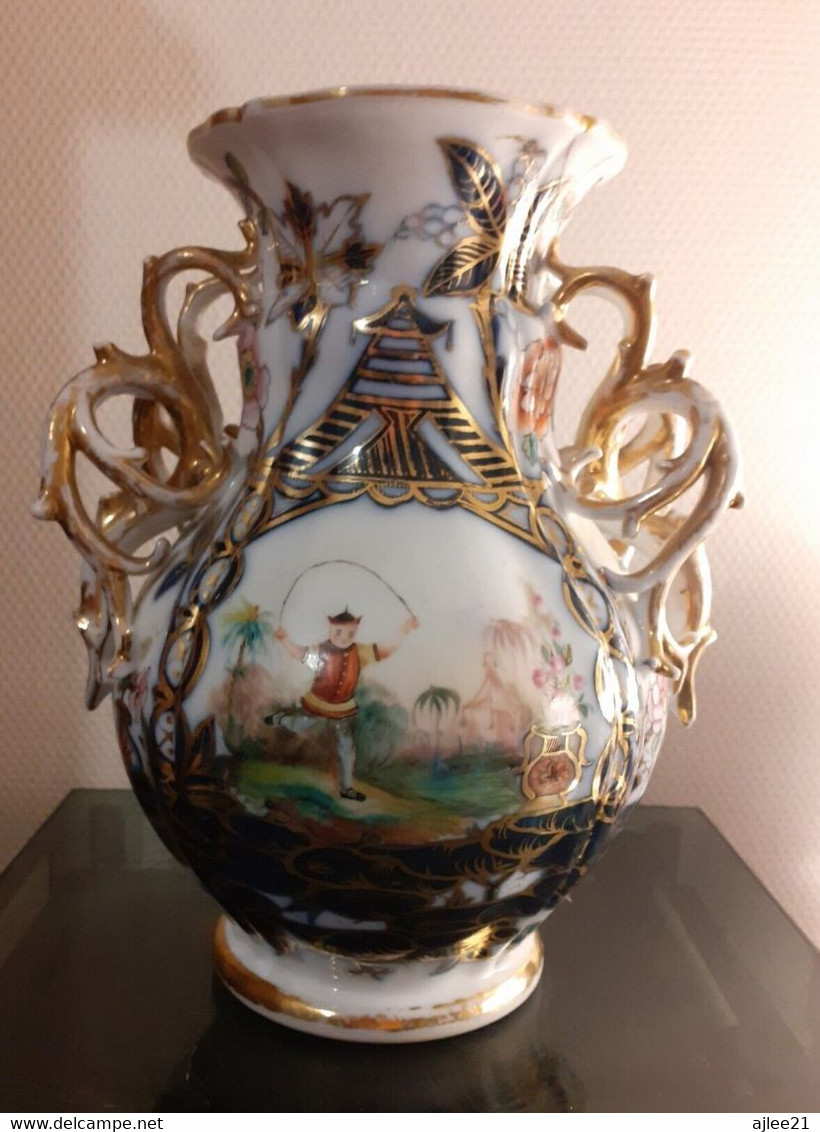 Vase En Porcelaine De Bayeux. Période Gosse ( 1849-1877). - Jarrones