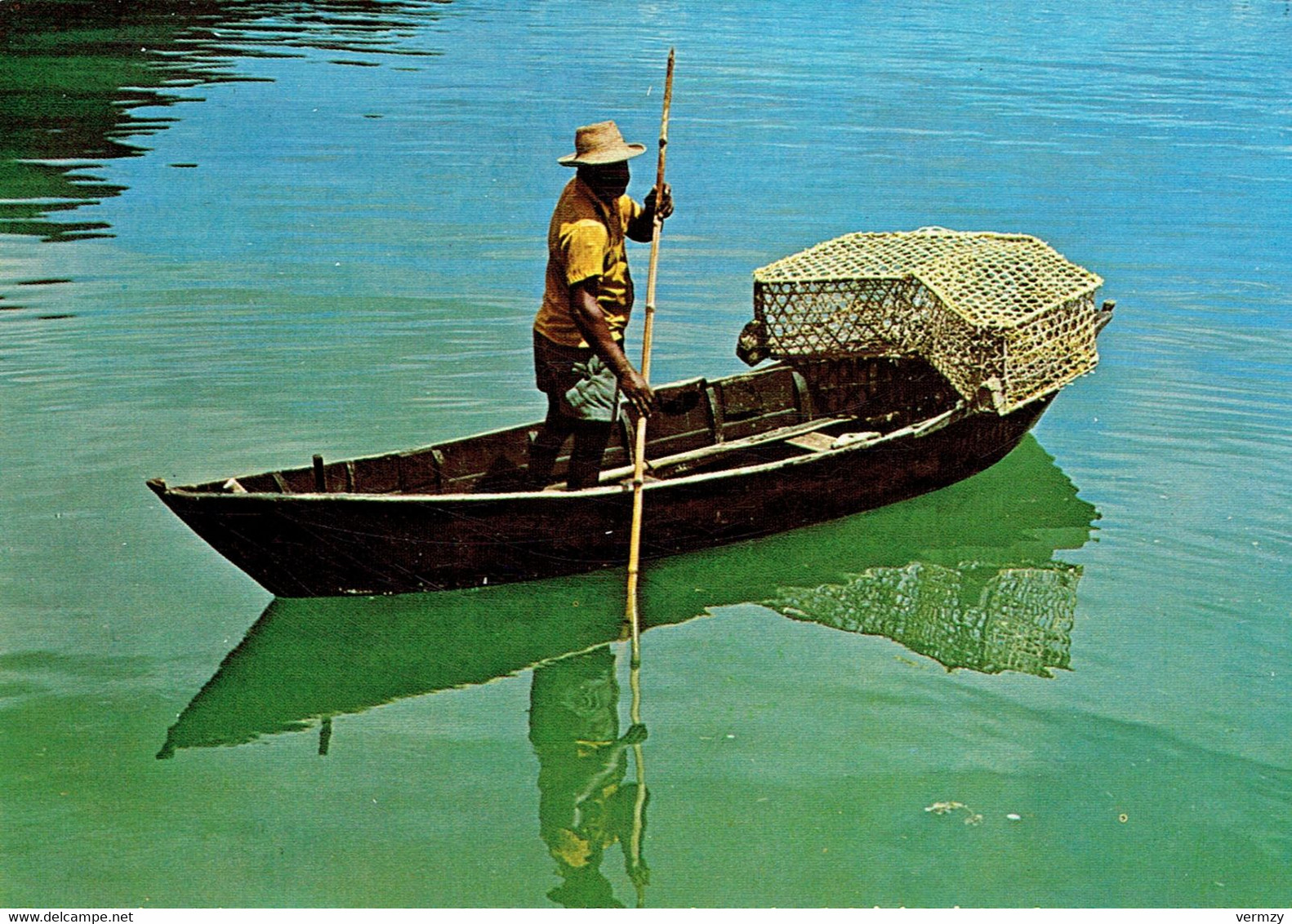 Fisherman - Pirogue - Fish Trap - Seychelles