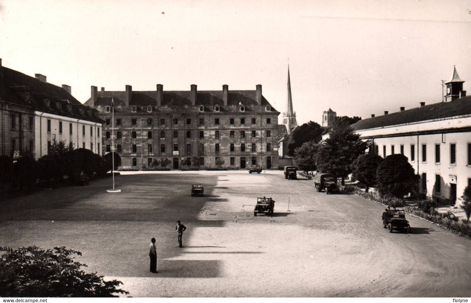 Auxonne - Place D'armes De La Caserne Bonaparte - Militaire Militaria - Auxonne