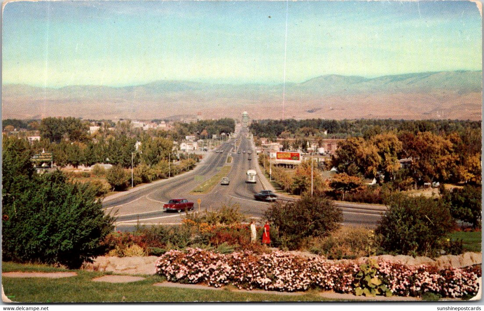 Idaho Boise Looking Down Capitol Boulevard - Boise