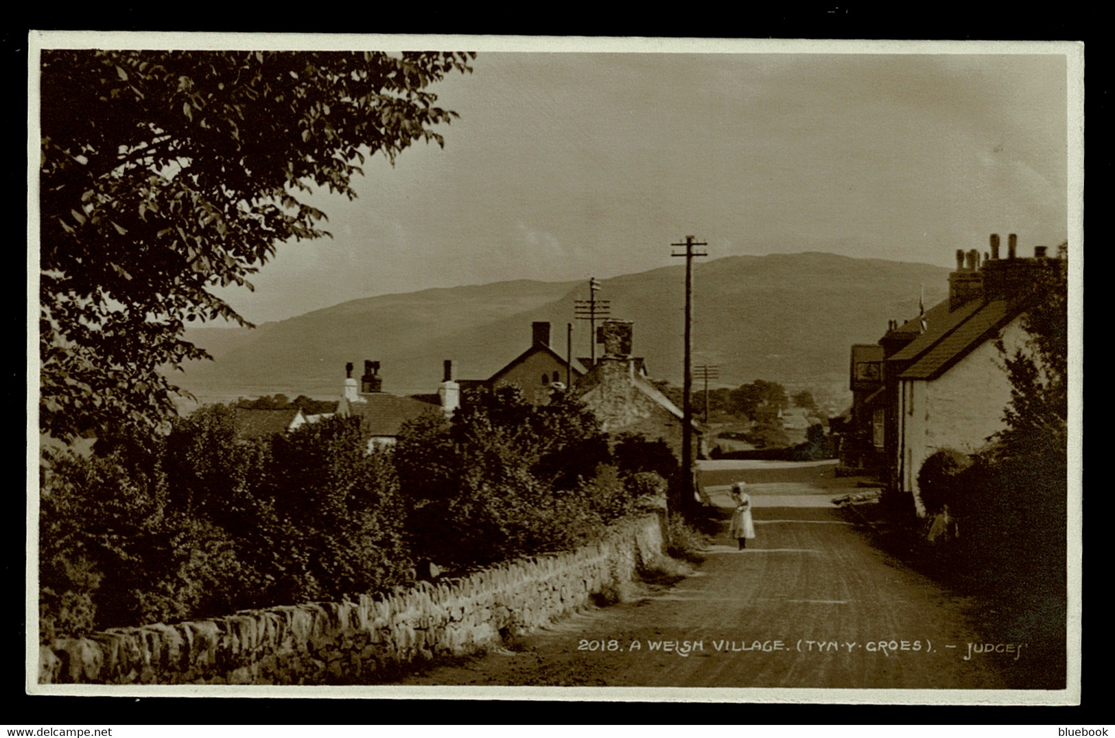 Ref  1593  -  Judges Real Photo Postcard - Tyn-Y-Groes Village - Caernarvonshire Wales - Caernarvonshire