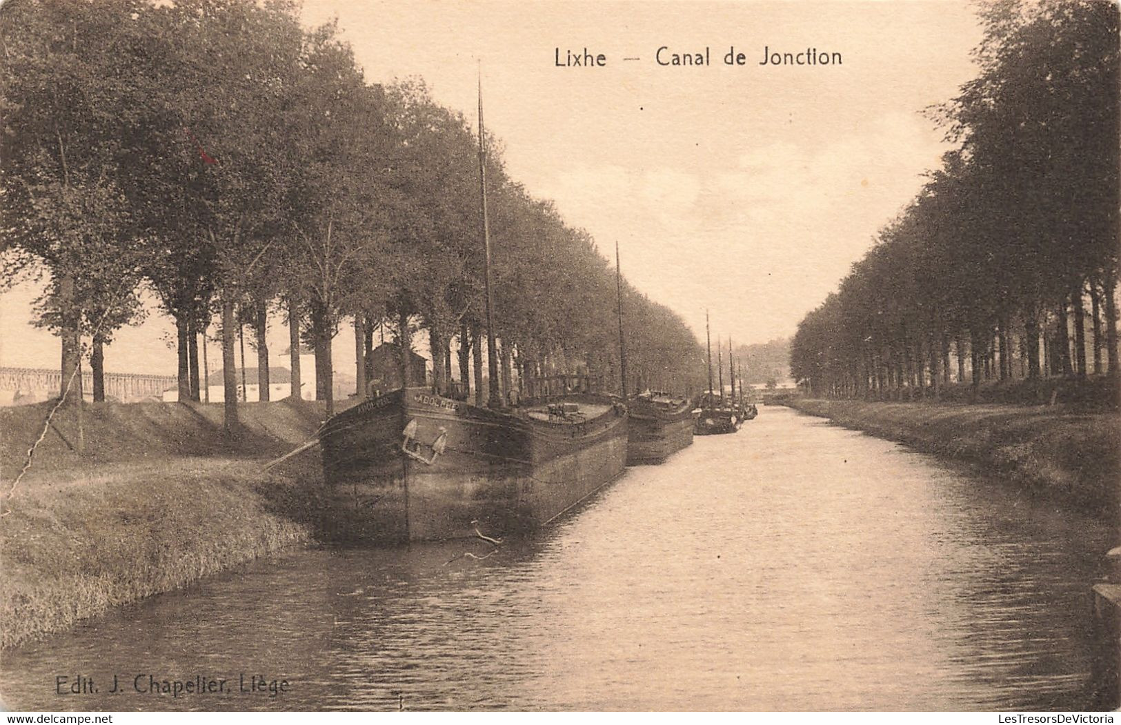 CPA - Belgique - Lixhe - Canal De Jonction - Edit. J. Chapelier - Péniche - Canal - Visé