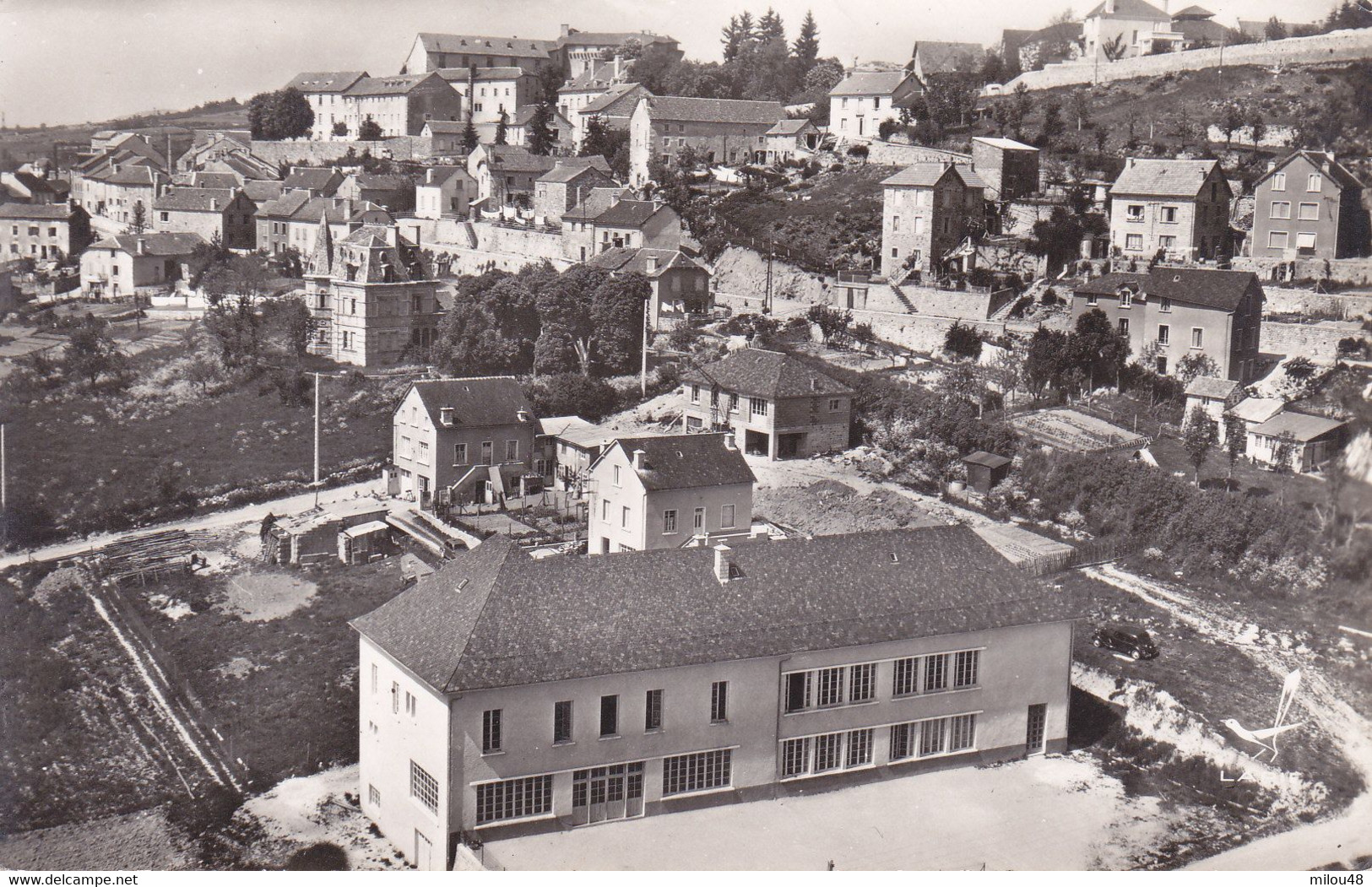 48 - St ALBAN Sur LIMAGNOLLE - 8 - Le Groupe Scolaire, En Avion Au Dessus De , Edit Lapie - Saint Alban Sur Limagnole