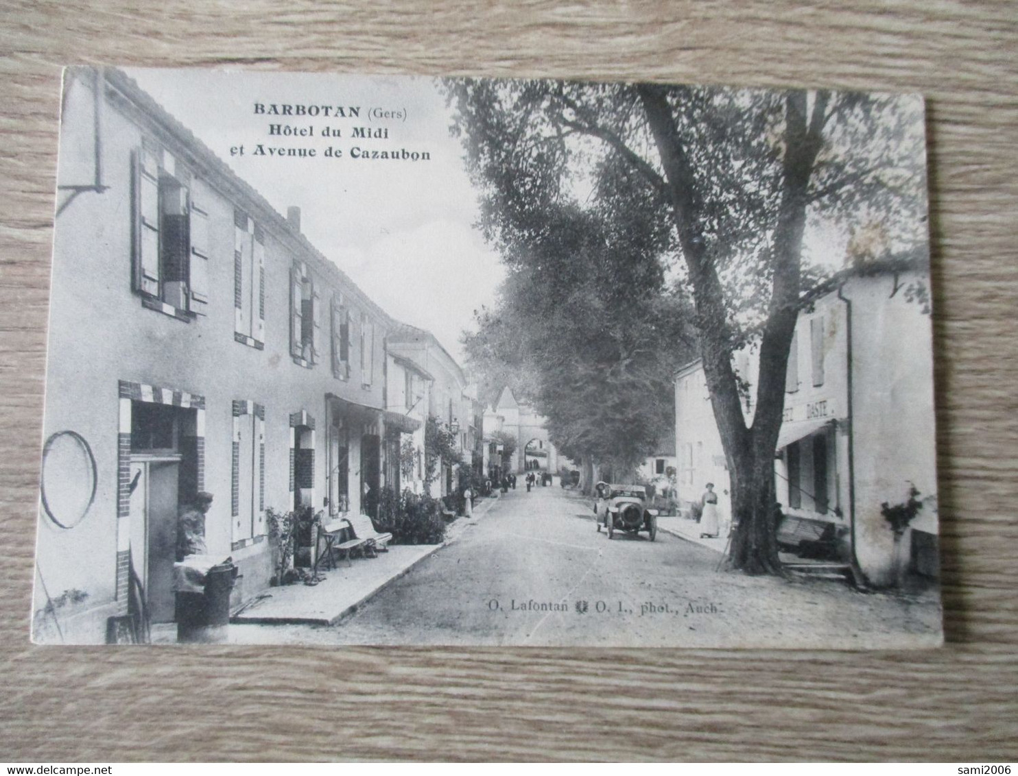 32 BARBOTAN HOTEL DU MIDI ET AVENUE DE CAZAUBON VOITURE ANCIENNE - Barbotan