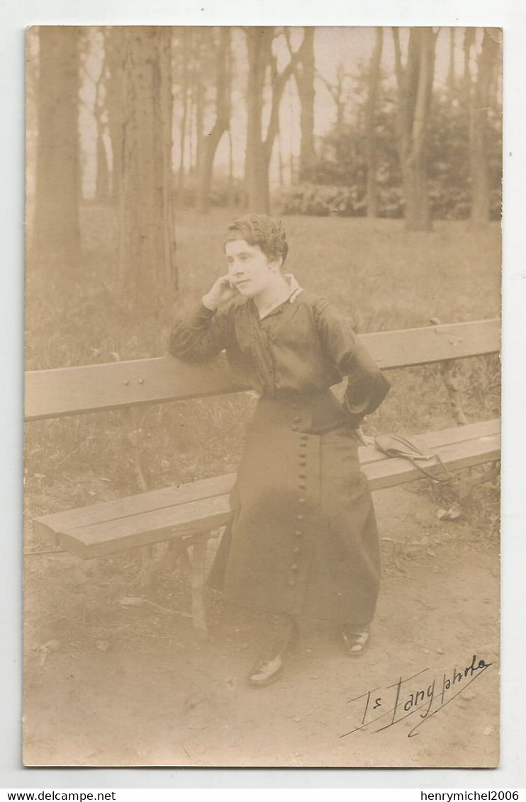 26 Drome Montélimar Femme Assise Sur Banc Dans Parc Jardin Carte Photo De Louis Lang Jeune - Montelimar