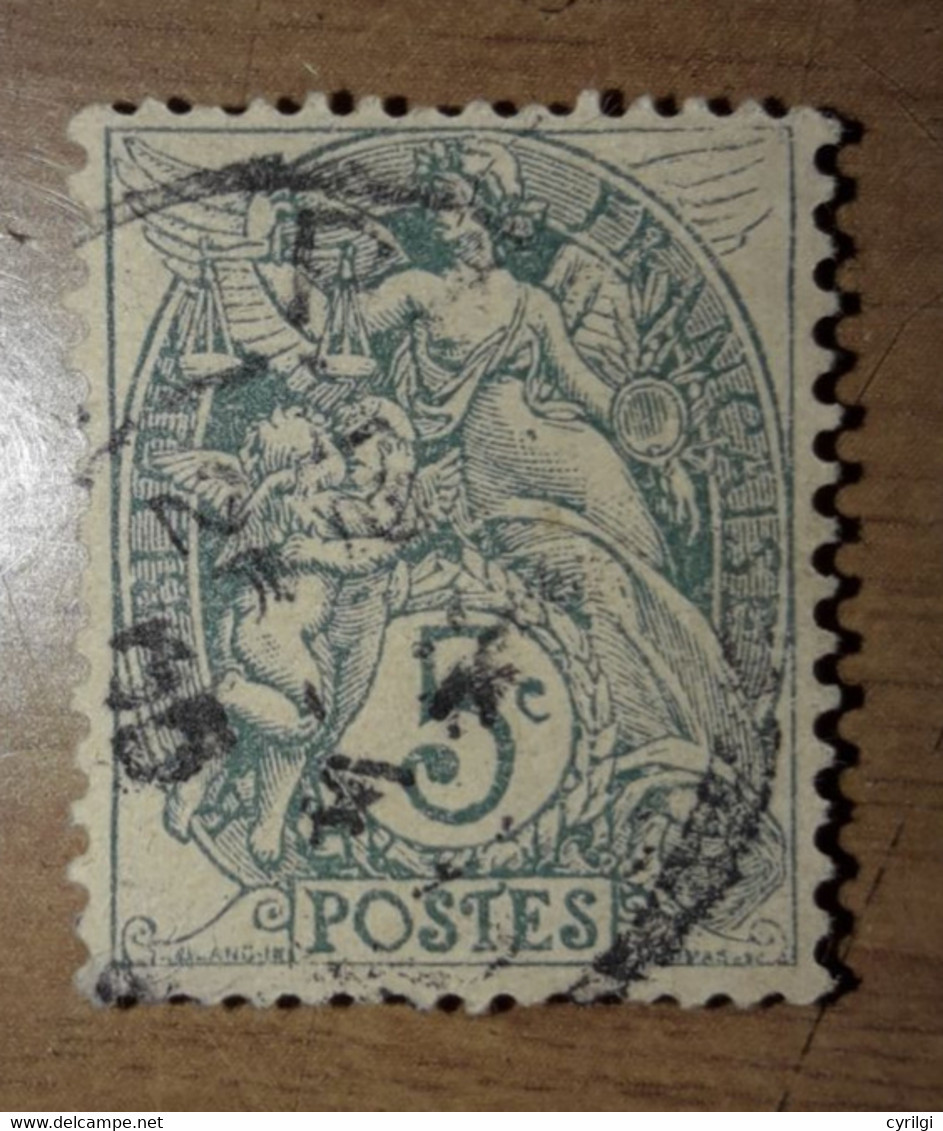 N° 111, Aile Cassée Droite - Used Stamps
