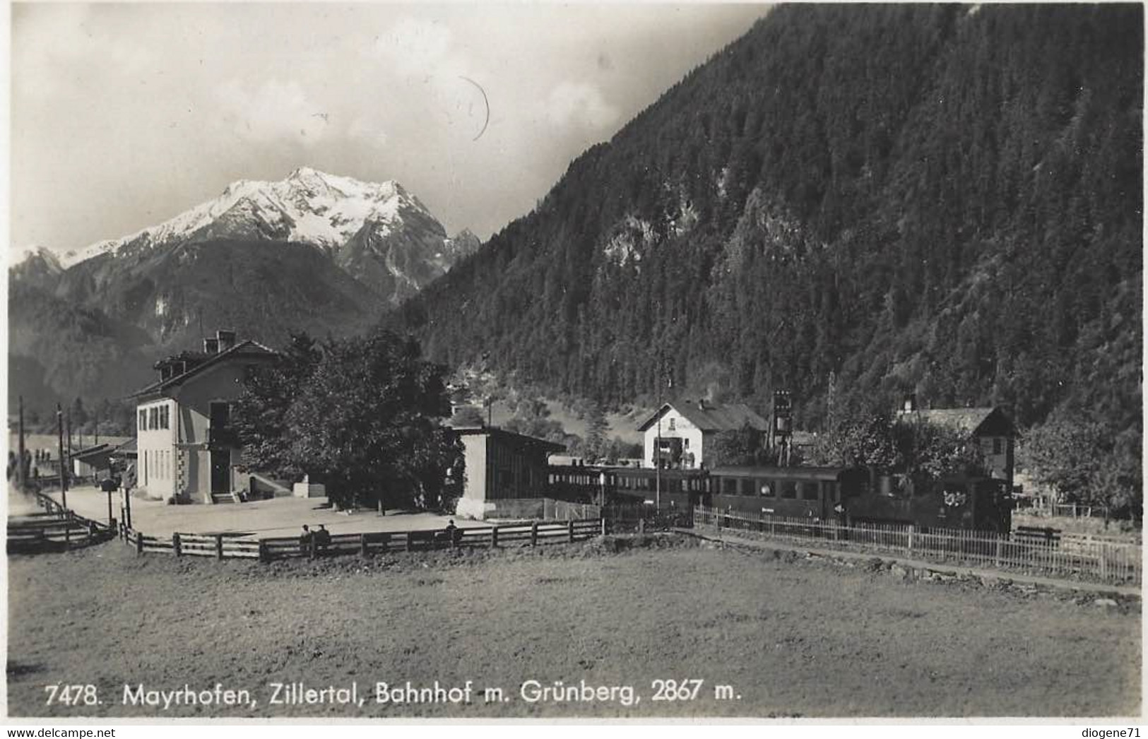 Mayrhofen Zillertal Bahnhof Zug Dampflokomotive Belebt - Schwaz